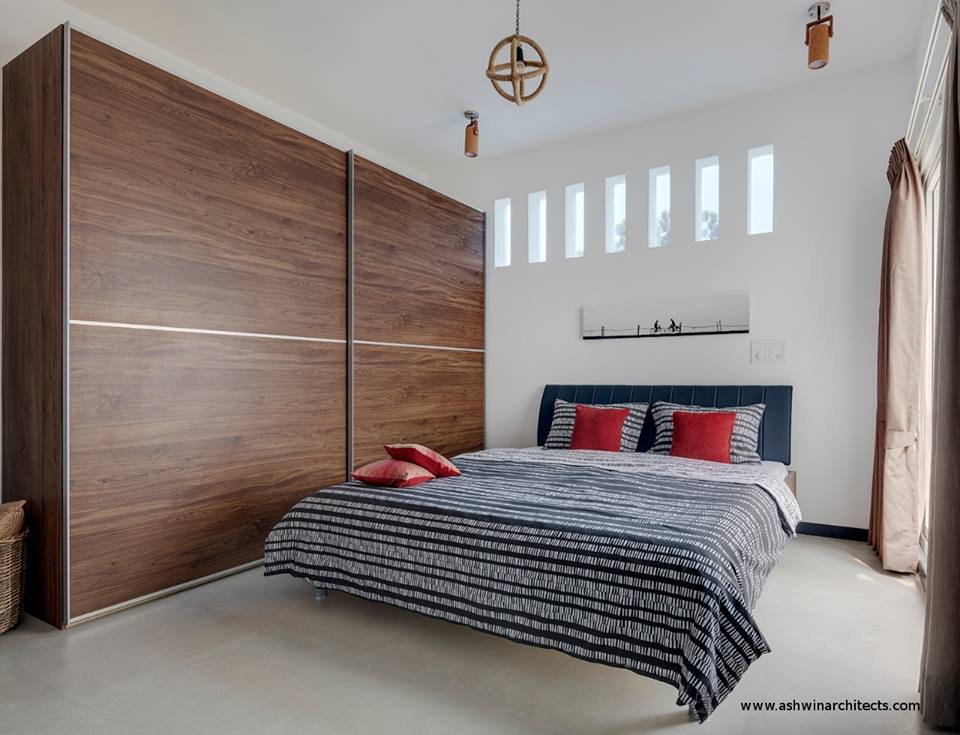 20x30-modern-indian-house-design-interiors-bed-room