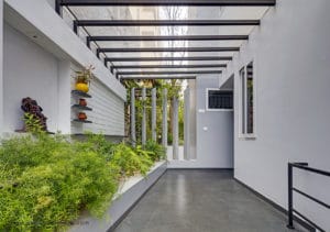 slokesh-60x40-plot-residence-landscape-garden-design