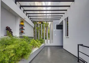 slokesh-60x40-plot-residence-landscape-garden-design