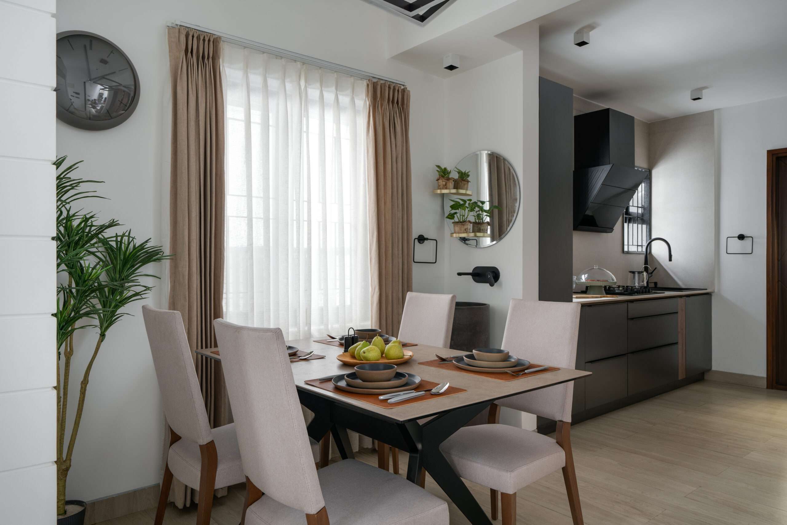 Vaishnavi-HRBR-house-design-dining-room