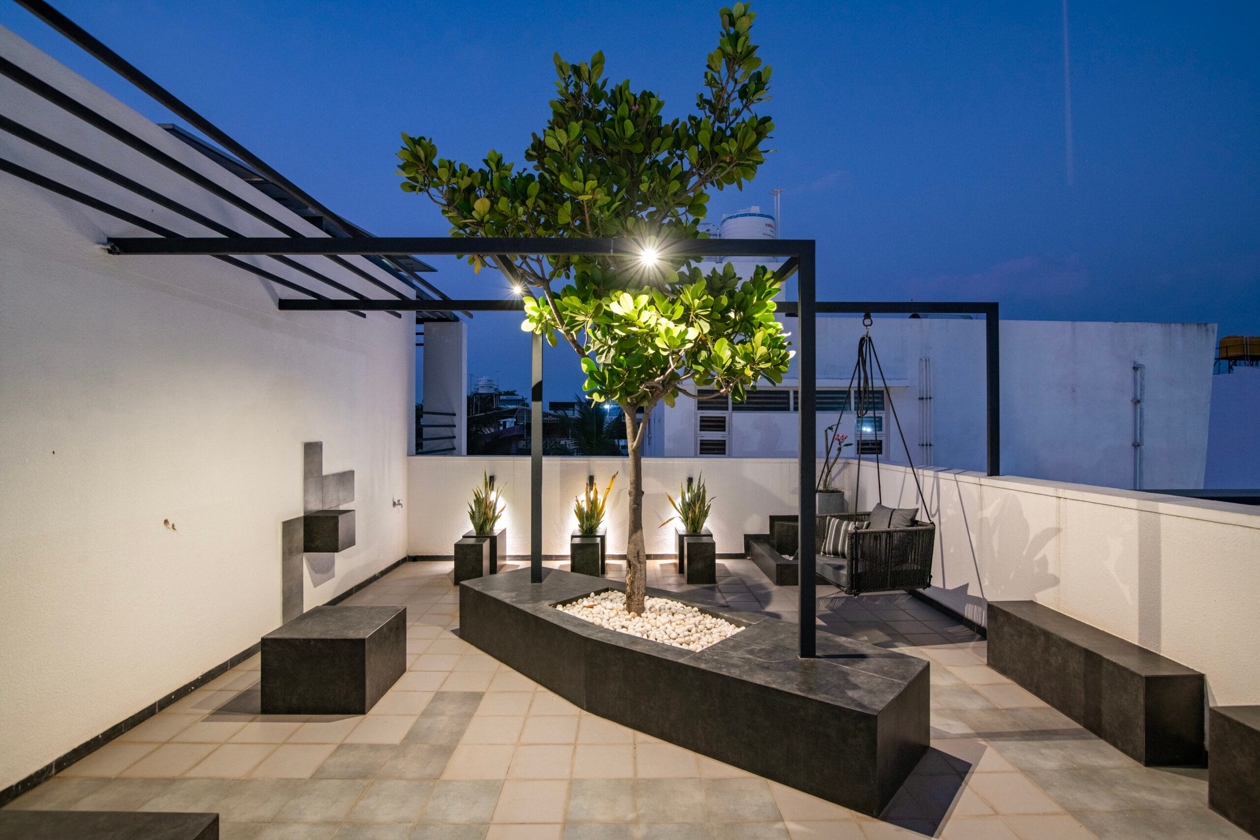 terrace-shree-siddhi-80x60-luxury-house-in-shimoga-6000sft-4BHK-home-terrace-garden-landscaped-pockets