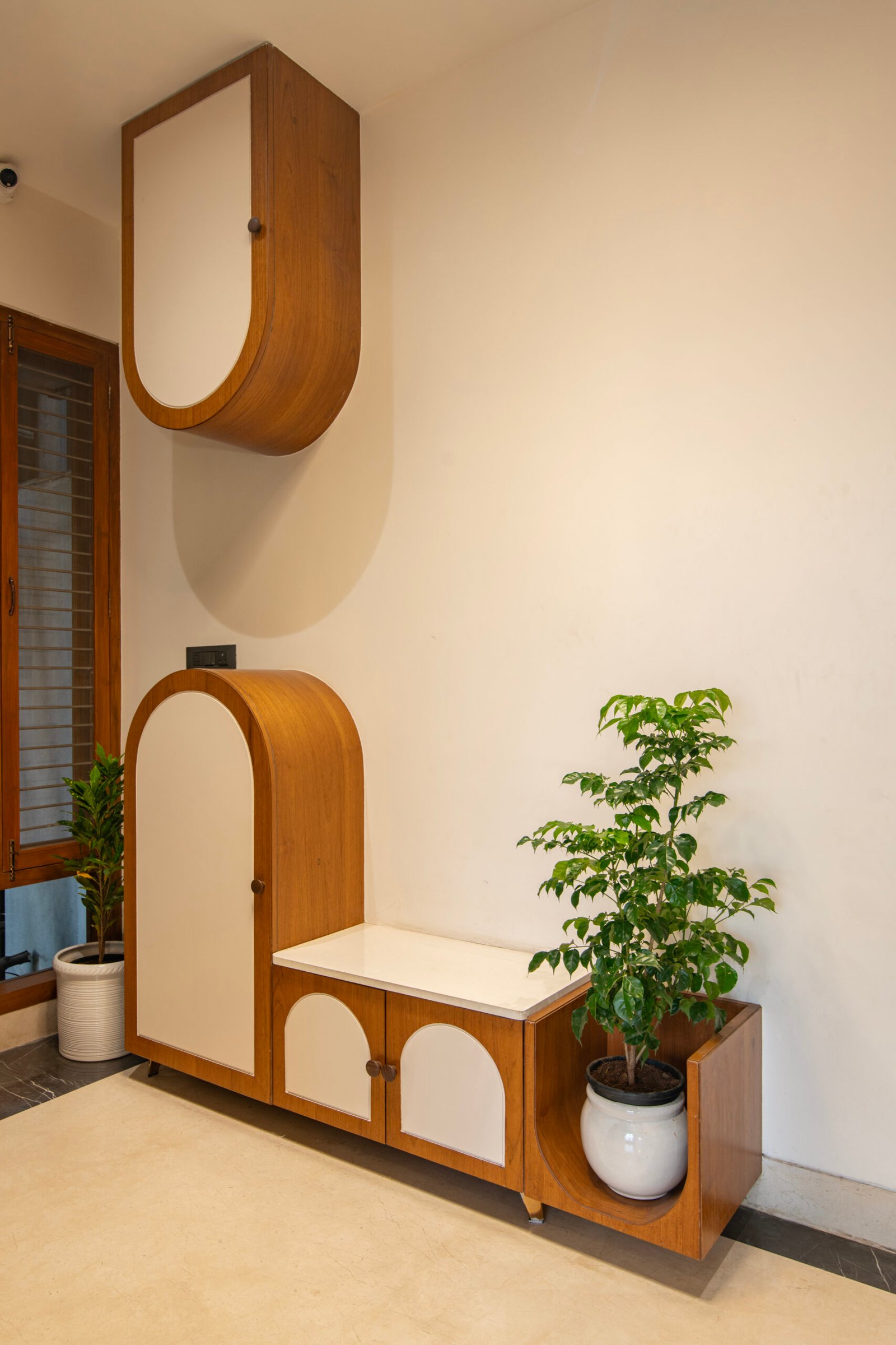 aradhya-residence-bellary-bungalow-design-interiors (2)